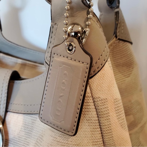 Coach SoHo Lynn Signature Hobo Shoulder Bag - Picture 3 of 15